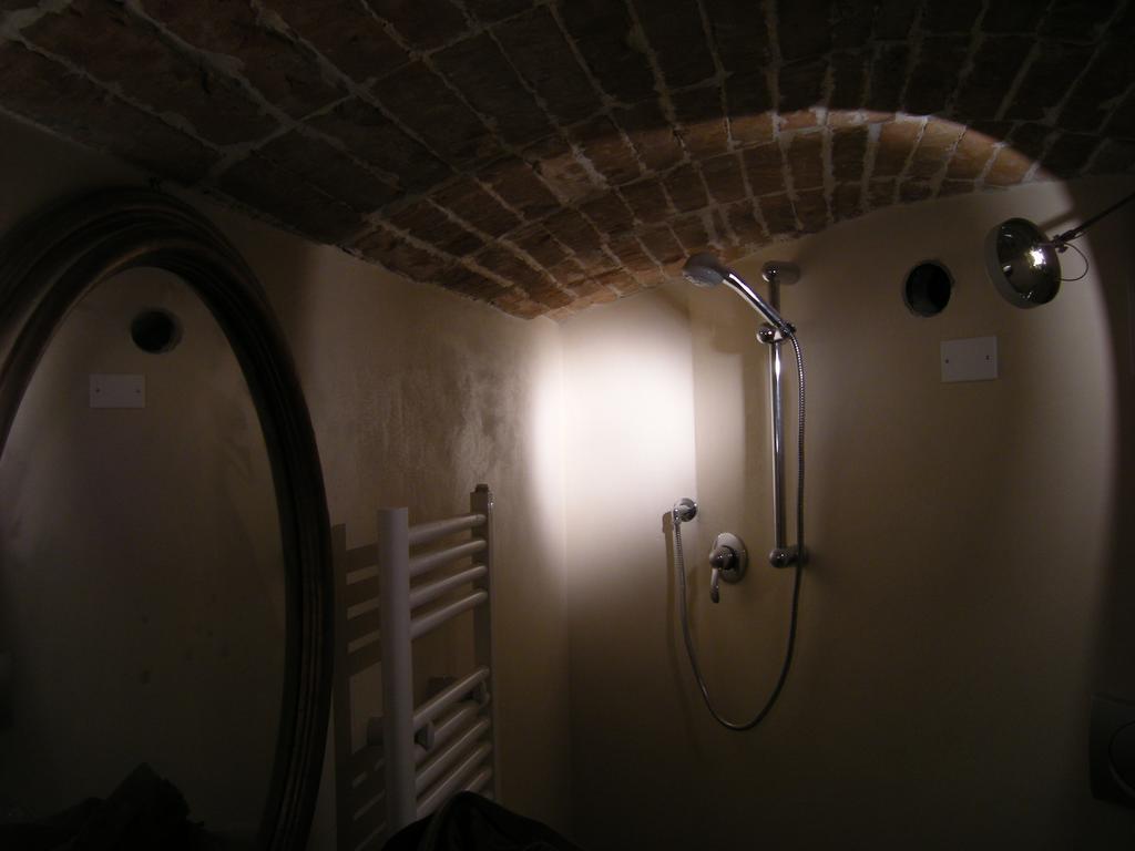 Crocco Hotel Bologna Bagian luar foto